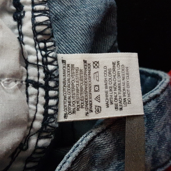 FREE PEOPLE 27 Ankle Zip Feathers Print Skinny Jean Size 27 - Picture 12 of 12